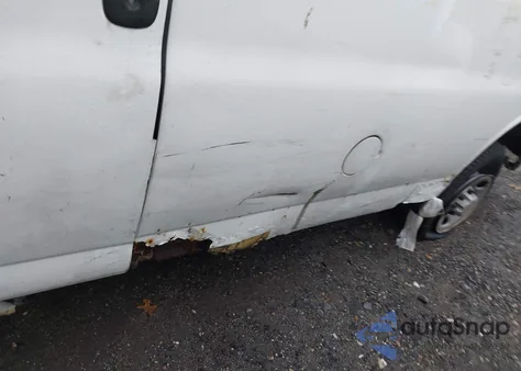 2003 Chevrolet Express from USA, damaged, VIN 1GCGG25V431207161